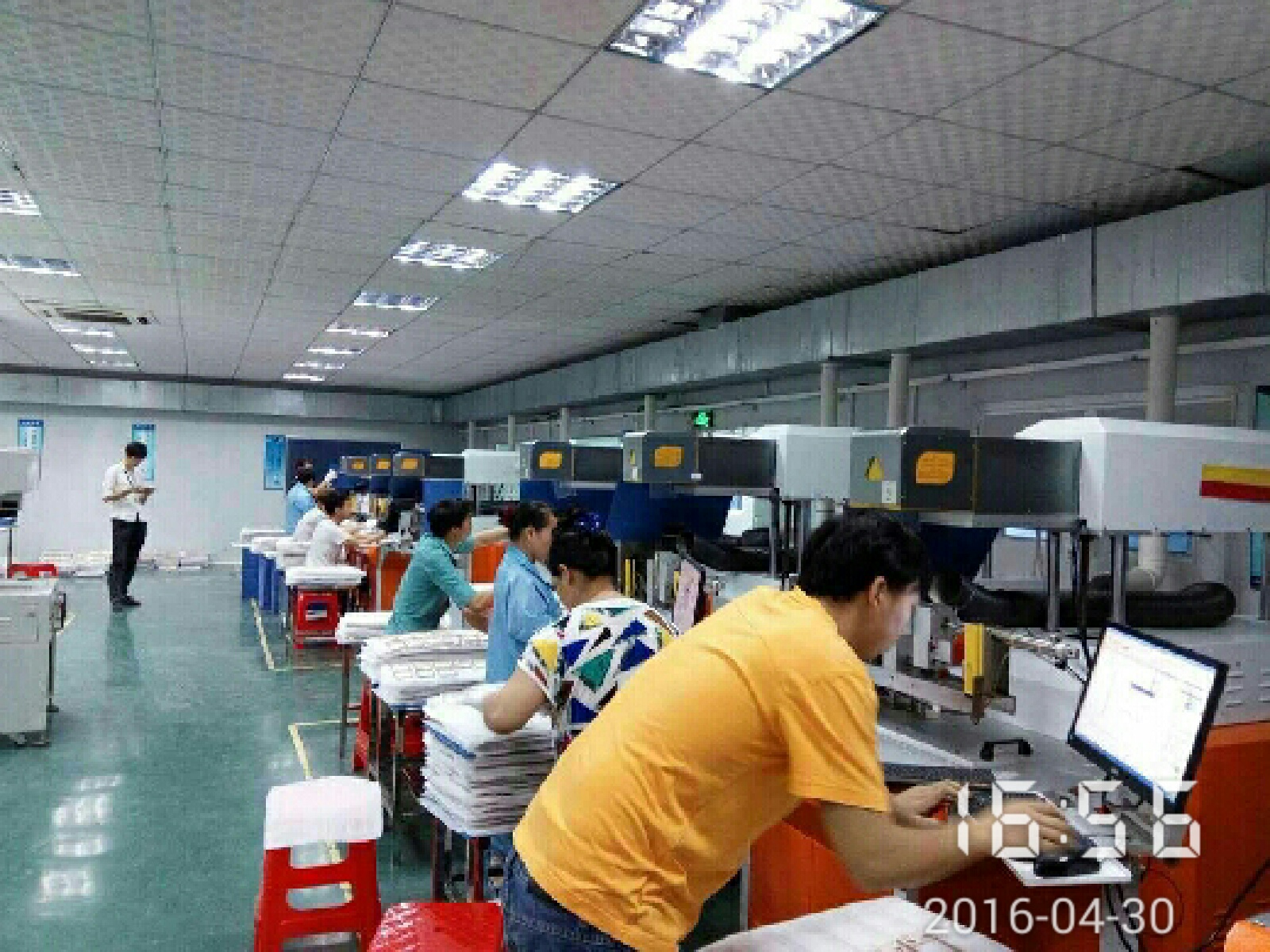 光哑同体激光打标机生产线上应用
